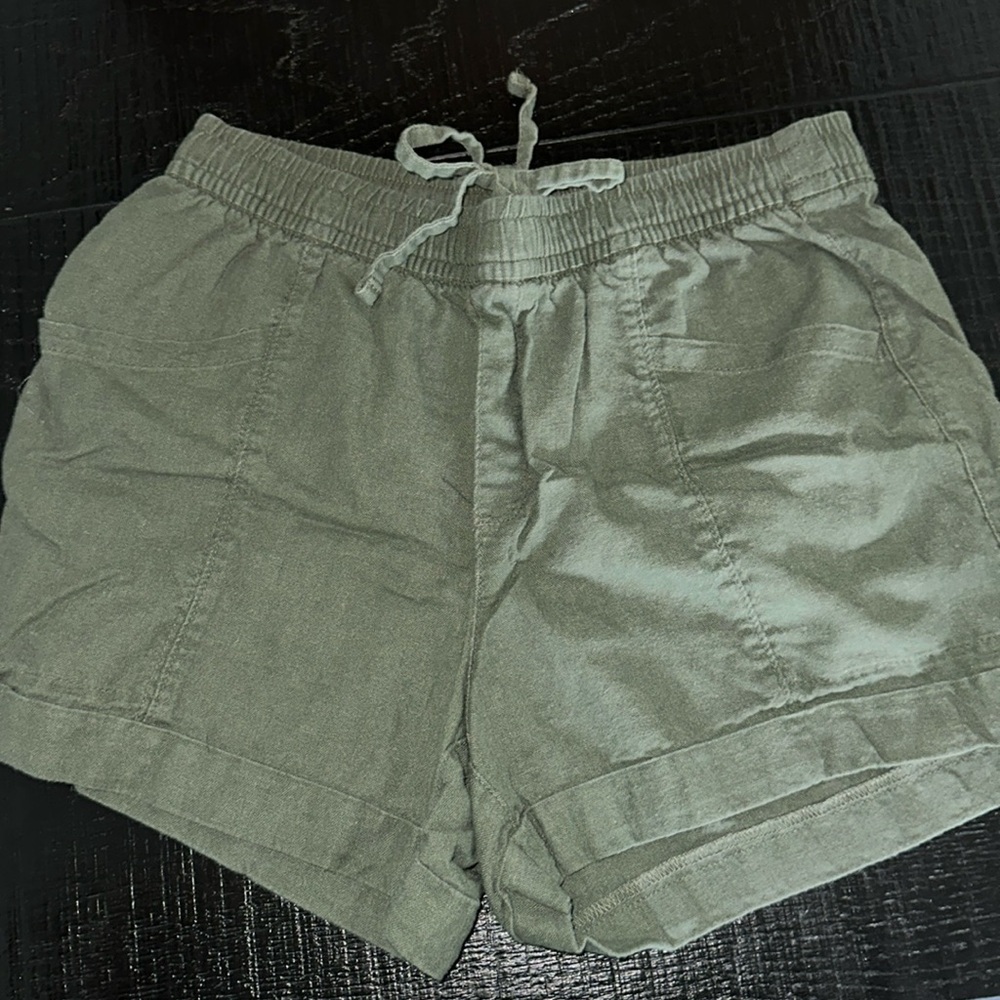 Old navy XS relaxed shorts